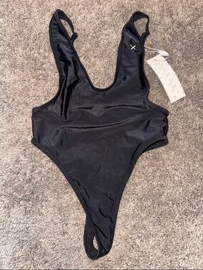 Black BoutineLa One Piece